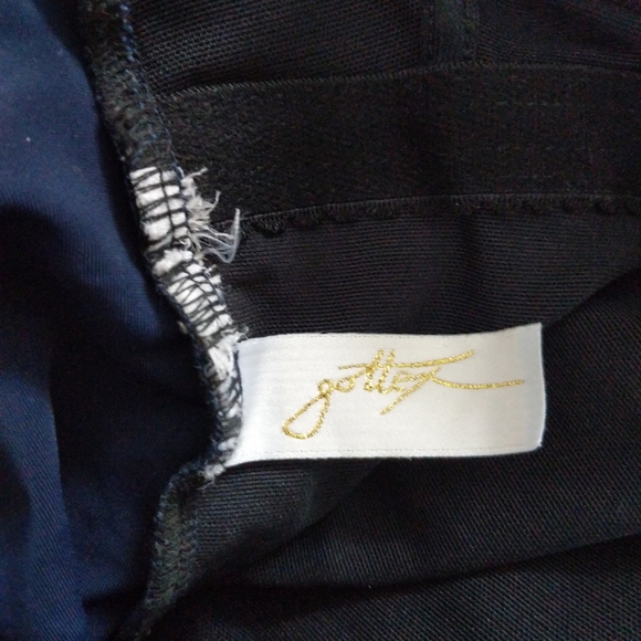 Vintage 90s Gottex Navy Floral Print One Piece Swimsuit - Picture 5 of 11